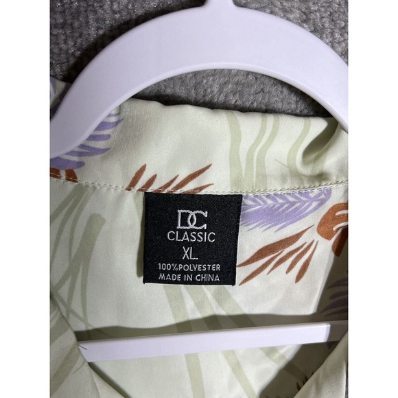 DC Classics Hawaiian LAS VEGAS Embroidery Button Up Shirt Mens Size XL - Picture 3 of 6